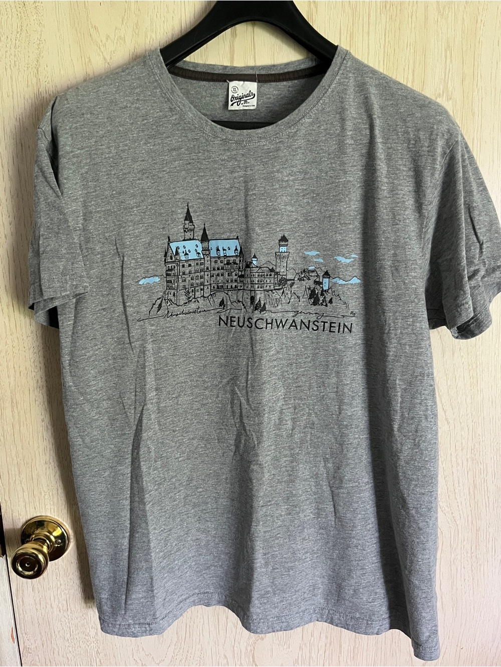 Neuschwanstein in Bavaria German Scenery Castle T-shirt Vintage Originals Sz XL